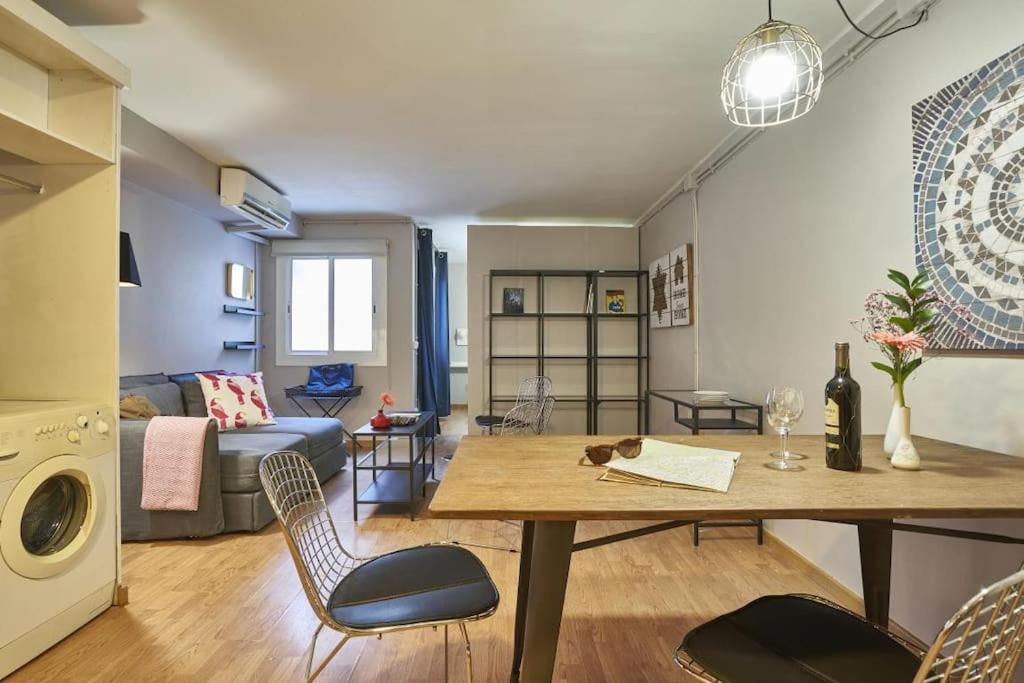 Bebarceloner Sant Andreu Apartments - 1 Bedroom Exterior photo